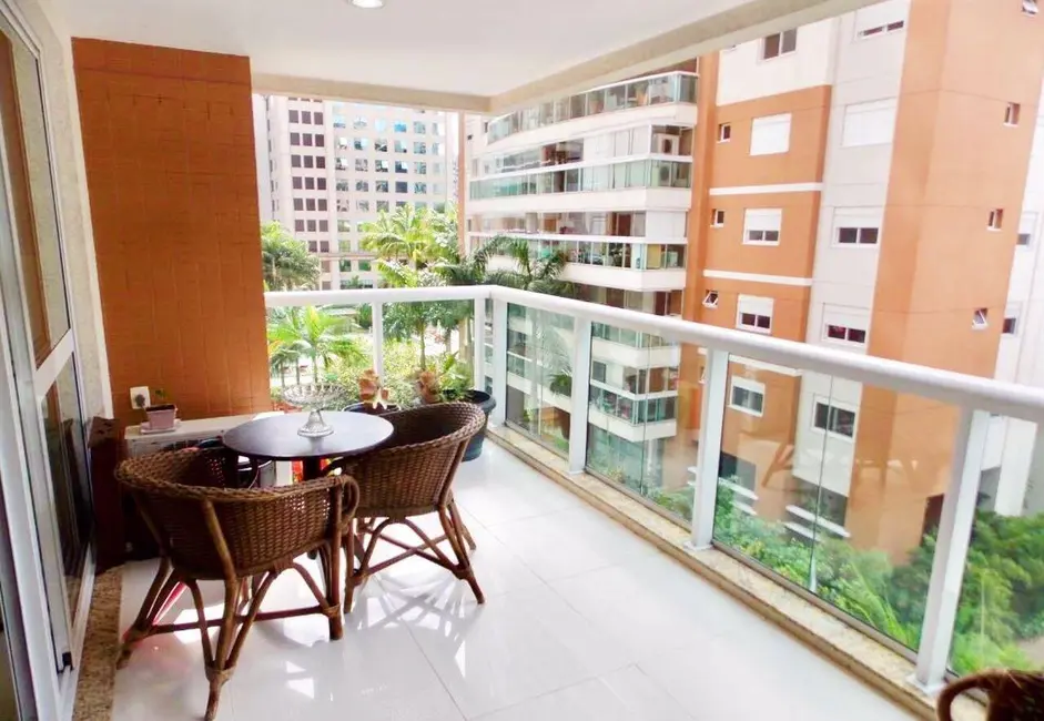 Foto 8 de Apartamento com 2 quartos à venda, 97m2 em Vila Olímpia, São Paulo - SP