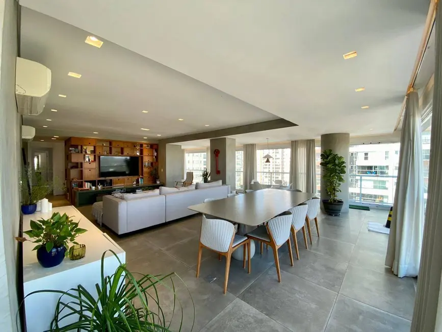 Foto 4 de Apartamento com 4 quartos à venda, 210m2 em Campo Belo, São Paulo - SP