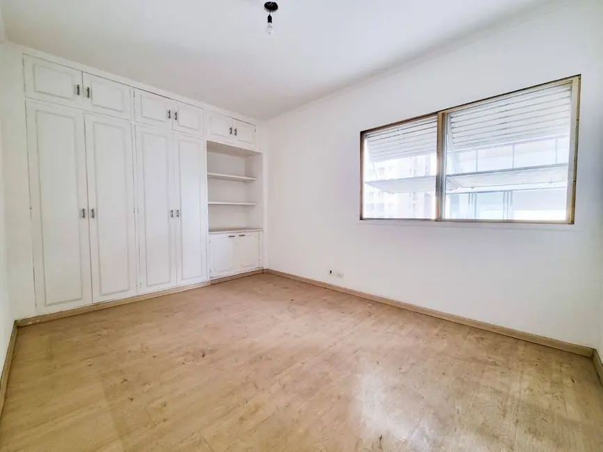 Apartamento com 3 quartos à venda, 143m2 em Jardim Europa, São Paulo - SP - imagem 7 Foto 7 de Apartamento com 3 quartos à venda, 143m2 em Jardim Europa, São Paulo - SP