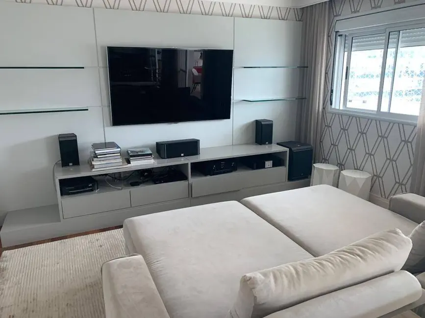 Foto 2 de Apartamento com 3 quartos à venda, 201m2 em Itaim Bibi, São Paulo - SP