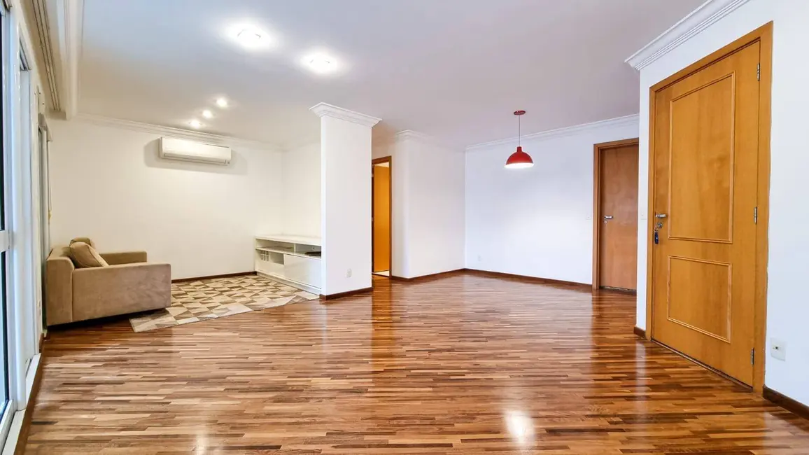 Foto 5 de Apartamento com 3 quartos para alugar, 130m2 em Vila Olímpia, São Paulo - SP