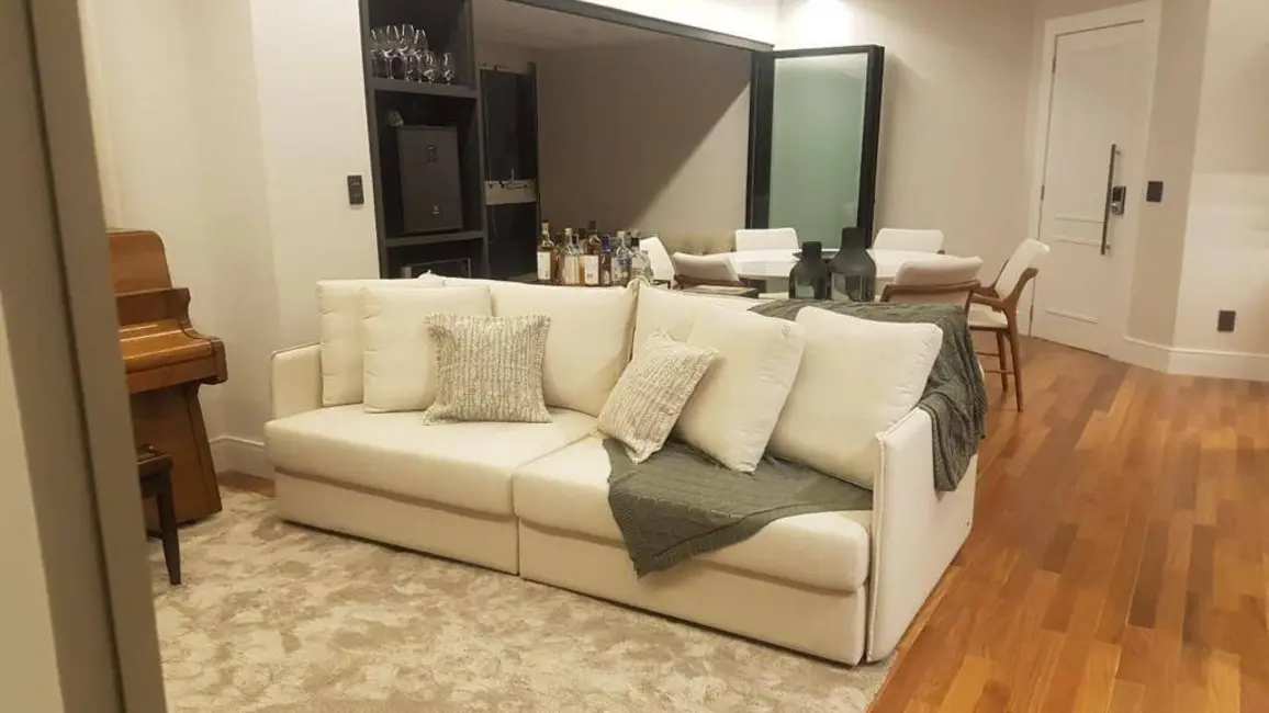 Apartamento com 2 quartos à venda, 97m2 em Vila Olímpia, São Paulo - SP - imagem 1 Foto 1 de Apartamento com 2 quartos à venda, 97m2 em Vila Olímpia, São Paulo - SP