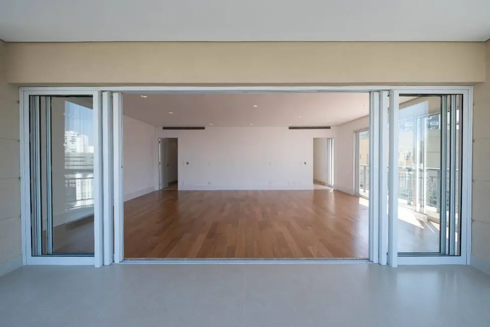 Foto 2 de Apartamento com 3 quartos à venda, 282m2 em Vila Olímpia, São Paulo - SP
