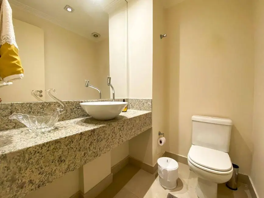 Foto 7 de Apartamento com 3 quartos para alugar, 201m2 em Itaim Bibi, São Paulo - SP