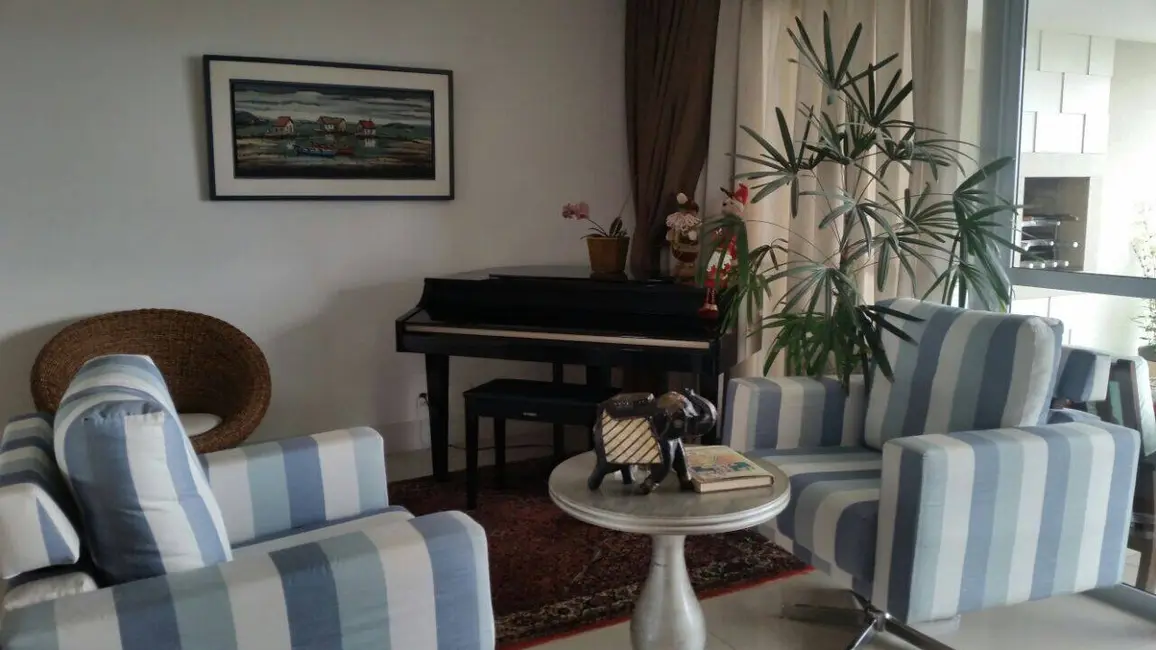 Foto 2 de Apartamento com 3 quartos à venda, 154m2 em Campo Belo, São Paulo - SP