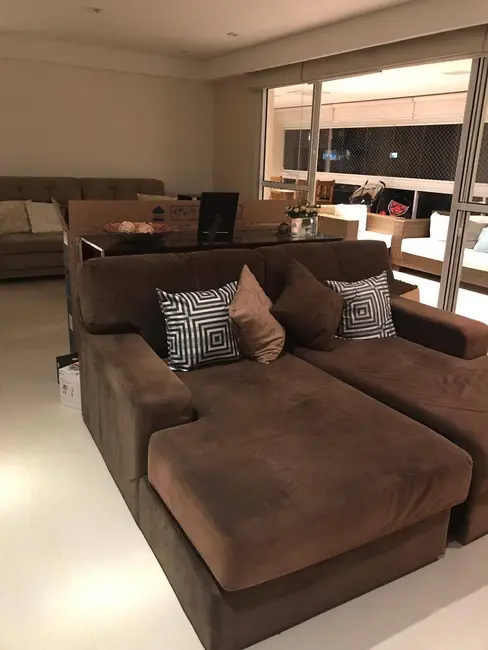 Apartamento com 4 quartos à venda, 204m2 em Moema, São Paulo - SP - imagem 4 Foto 4 de Apartamento com 4 quartos à venda, 204m2 em Moema, São Paulo - SP