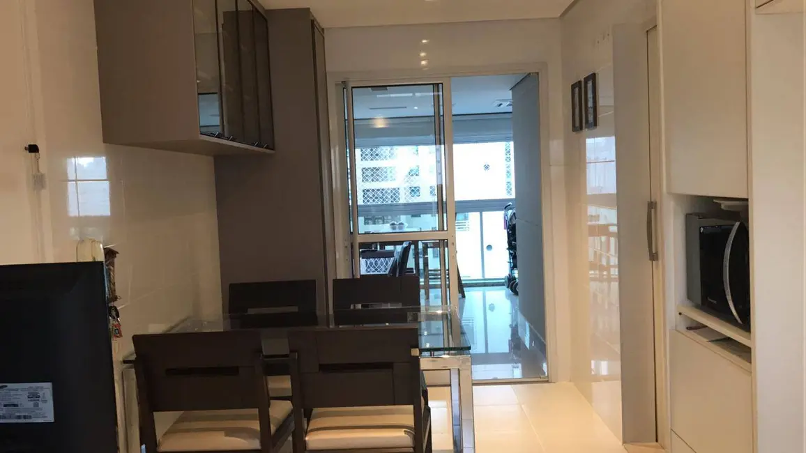 Apartamento com 4 quartos à venda, 204m2 em Moema, São Paulo - SP - imagem 8 Foto 8 de Apartamento com 4 quartos à venda, 204m2 em Moema, São Paulo - SP