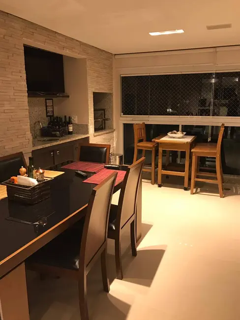 Apartamento com 4 quartos à venda, 204m2 em Moema, São Paulo - SP - imagem 1 Foto 1 de Apartamento com 4 quartos à venda, 204m2 em Moema, São Paulo - SP