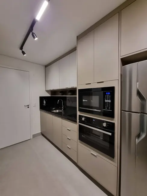 Foto 4 de Apartamento com 1 quarto à venda e para alugar, 24m2 em Campo Belo, São Paulo - SP