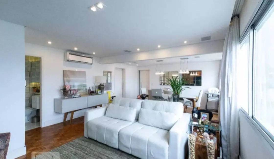 Apartamento com 2 quartos à venda e para alugar, 124m2 em Vila Olímpia, São Paulo - SP - imagem 3 Foto 3 de Apartamento com 2 quartos à venda e para alugar, 124m2 em Vila Olímpia, São Paulo - SP