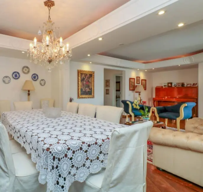 Apartamento com 3 quartos à venda, 200m2 em Moema, São Paulo - SP - imagem 8 Foto 8 de Apartamento com 3 quartos à venda, 200m2 em Moema, São Paulo - SP
