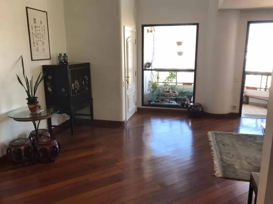 Apartamento com 4 quartos à venda e para alugar, 360m2 em Moema, São Paulo - SP - imagem 5 Foto 5 de Apartamento com 4 quartos à venda e para alugar, 360m2 em Moema, São Paulo - SP