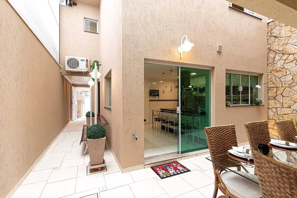 Casa com 2 quartos à venda, 178m2 em Moema, São Paulo - SP - imagem 9 Foto 9 de Casa com 2 quartos à venda, 178m2 em Moema, São Paulo - SP