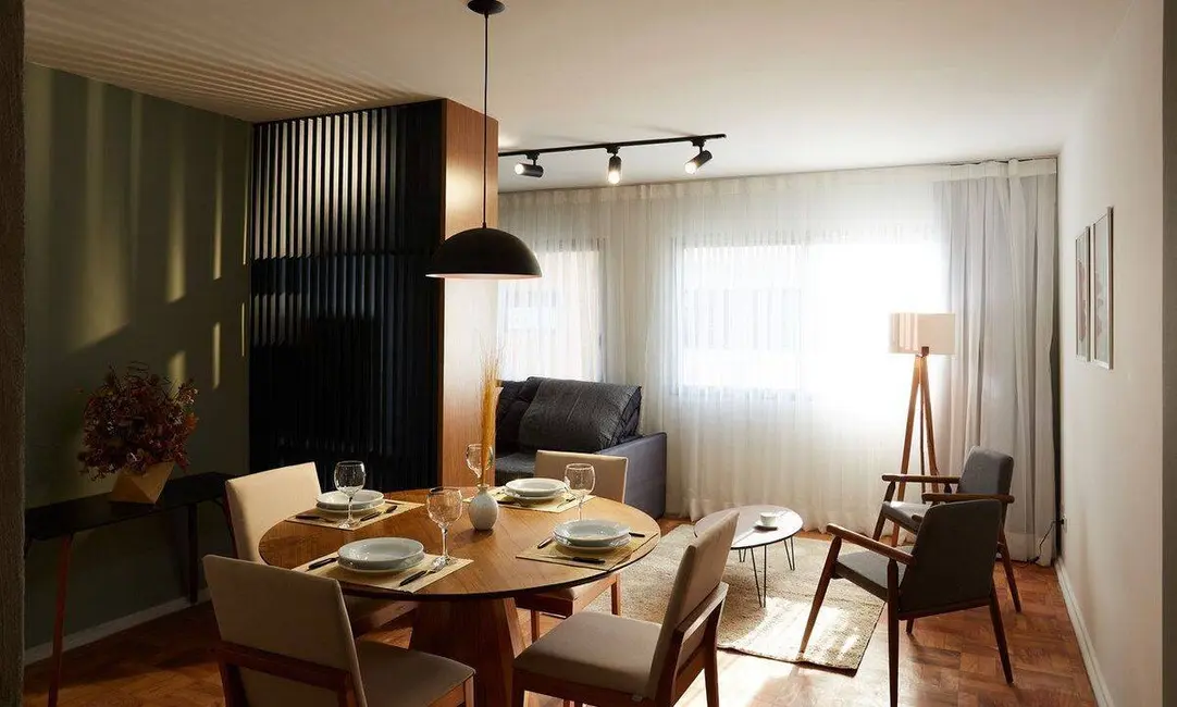 Foto 3 de Apartamento com 2 quartos para alugar, 90m2 em Moema, São Paulo - SP