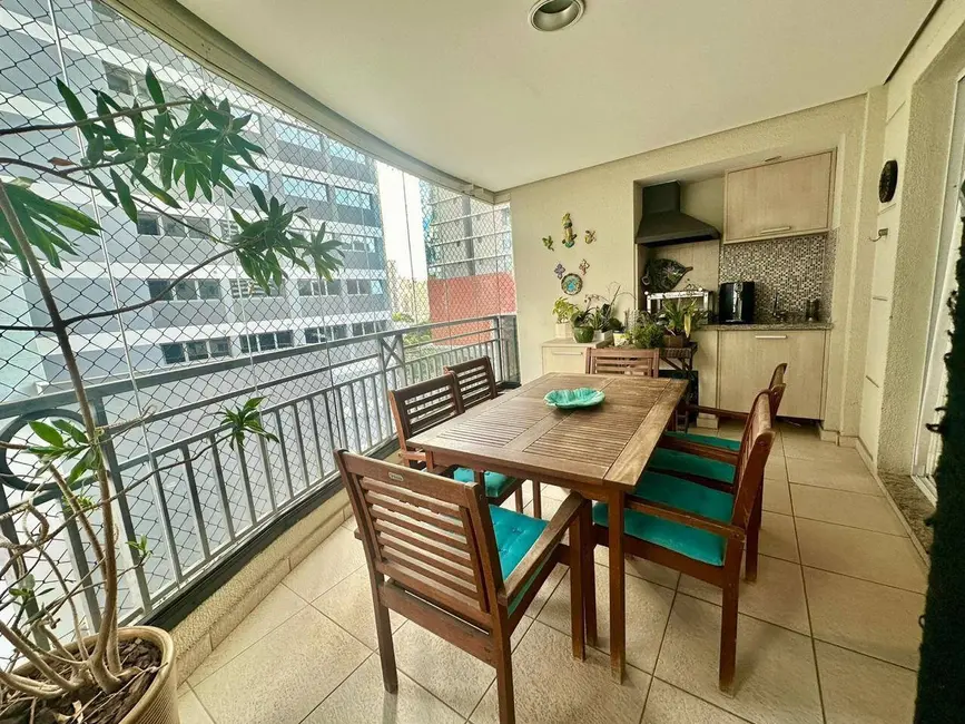 Foto 5 de Apartamento com 3 quartos para alugar, 157m2 em Moema, São Paulo - SP