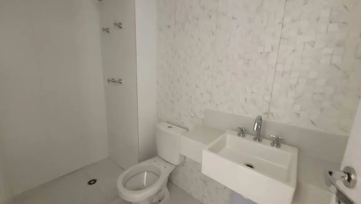 Foto 8 de Apartamento com 2 quartos à venda e para alugar, 66m2 em Santo Amaro, São Paulo - SP