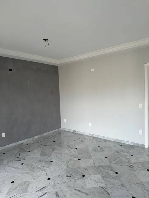 Apartamento com 3 quartos à venda e para alugar, 130m2 em Vila Mariana, São Paulo - SP - imagem 6 Foto 6 de Apartamento com 3 quartos à venda e para alugar, 130m2 em Vila Mariana, São Paulo - SP