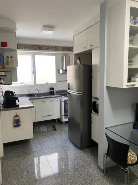 Apartamento com 4 quartos à venda, 144m2 em Vila Uberabinha, São Paulo - SP - imagem 1 Foto 1 de Apartamento com 4 quartos à venda, 144m2 em Vila Uberabinha, São Paulo - SP