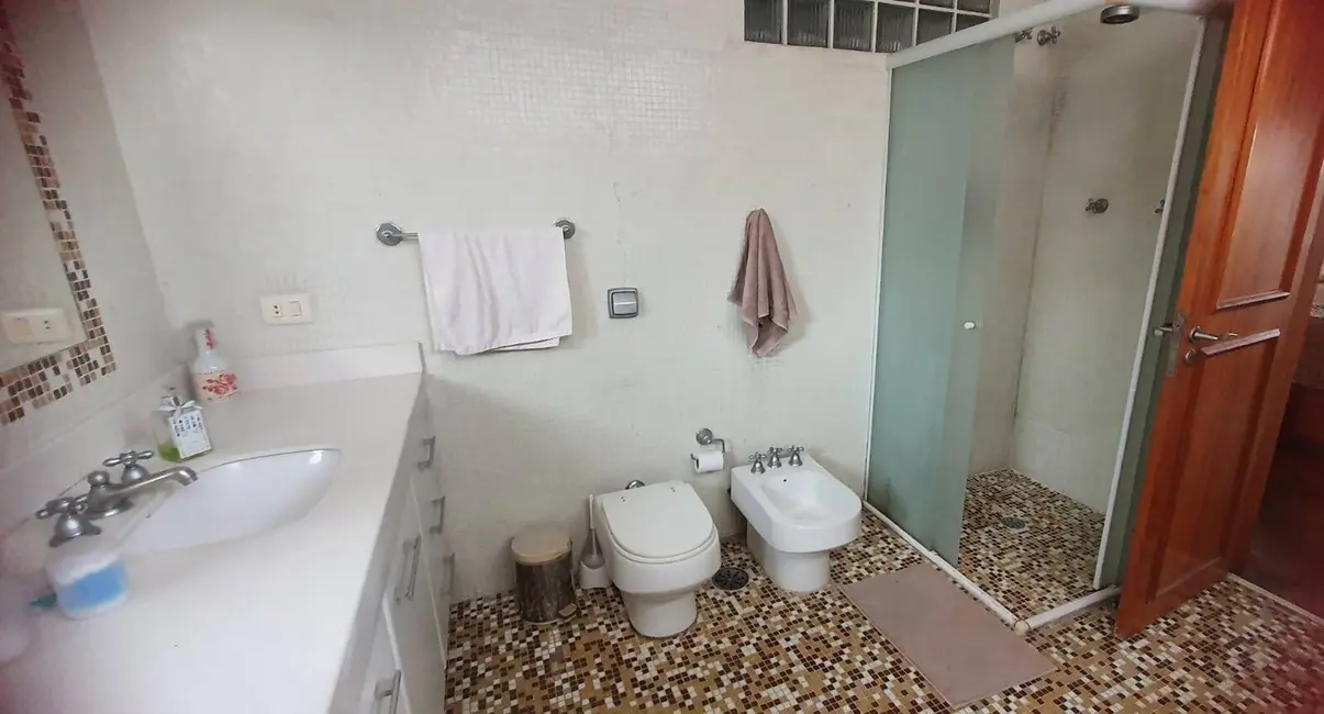 Apartamento com 3 quartos à venda, 189m2 em Itaim Bibi, São Paulo - SP - imagem 3 Foto 3 de Apartamento com 3 quartos à venda, 189m2 em Itaim Bibi, São Paulo - SP