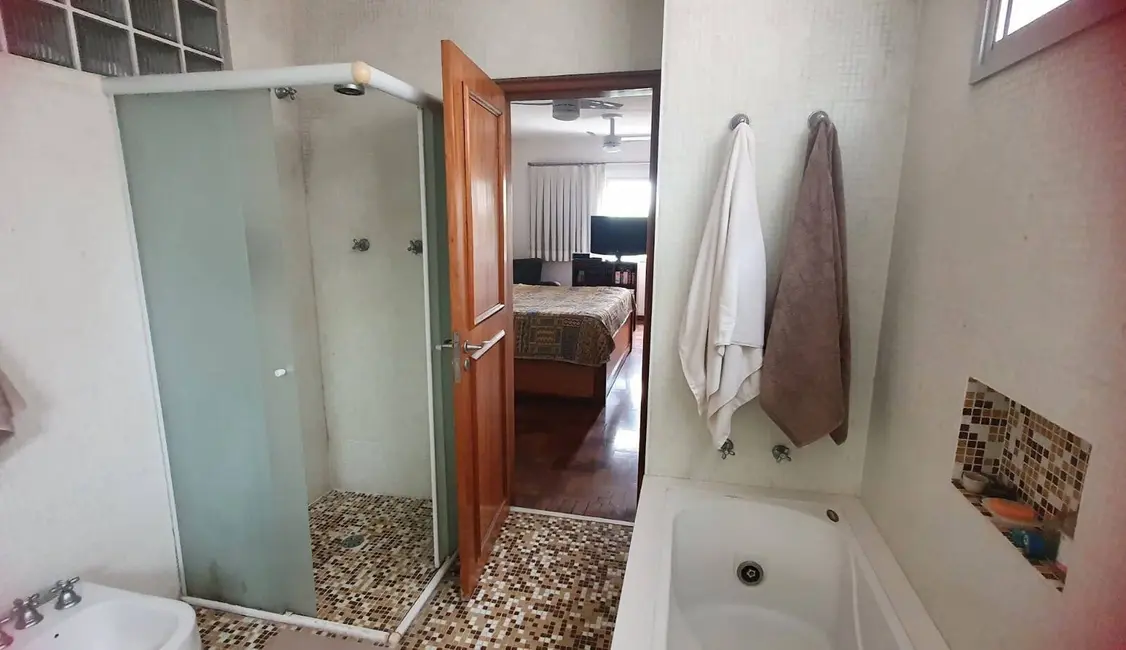 Apartamento com 3 quartos à venda, 189m2 em Itaim Bibi, São Paulo - SP - imagem 8 Foto 8 de Apartamento com 3 quartos à venda, 189m2 em Itaim Bibi, São Paulo - SP