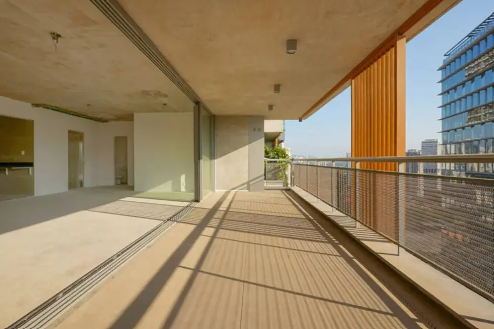 Apartamento com 3 quartos à venda, 197m2 em São Paulo - SP - imagem 1 Foto 1 de Apartamento com 3 quartos à venda, 197m2 em São Paulo - SP