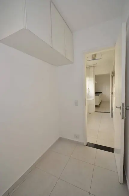 Apartamento com 3 quartos à venda, 95m2 em Vila Nova Conceição, São Paulo - SP - imagem 6 Foto 6 de Apartamento com 3 quartos à venda, 95m2 em Vila Nova Conceição, São Paulo - SP