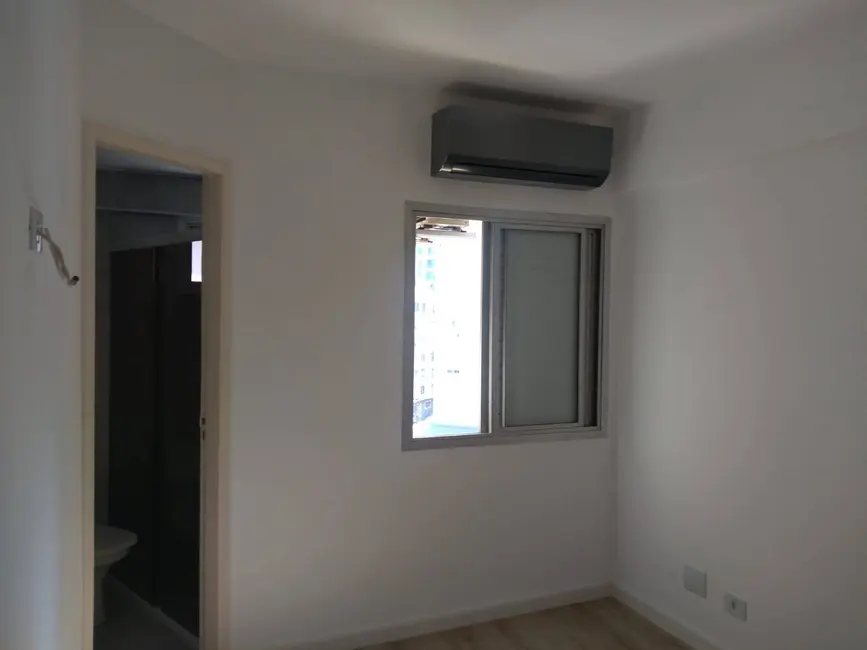 Foto 8 de Apartamento com 1 quarto para alugar, 33m2 em Moema, São Paulo - SP