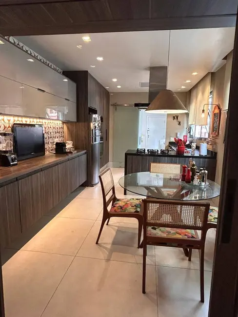 Foto 8 de Apartamento com 4 quartos à venda e para alugar, 220m2 em Campo Belo, São Paulo - SP