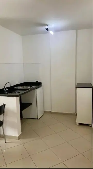 Foto 5 de Apartamento com 1 quarto para alugar, 30m2 em Campo Belo, São Paulo - SP