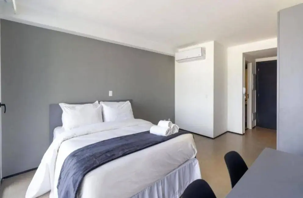 Foto 2 de Apartamento com 1 quarto para alugar, 26m2 em Moema, São Paulo - SP