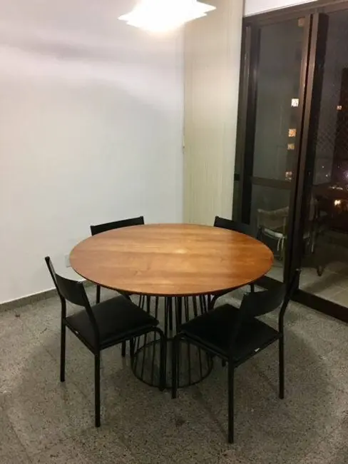 Foto 4 de Apartamento com 2 quartos para alugar, 70m2 em Moema, São Paulo - SP