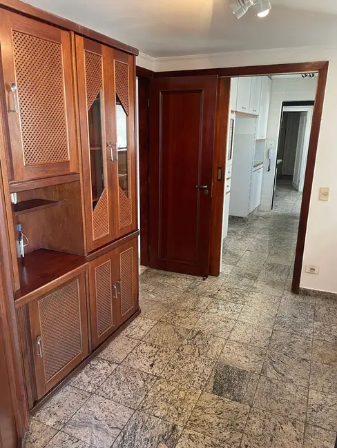 Foto 6 de Apartamento com 3 quartos à venda e para alugar, 221m2 em Moema, São Paulo - SP