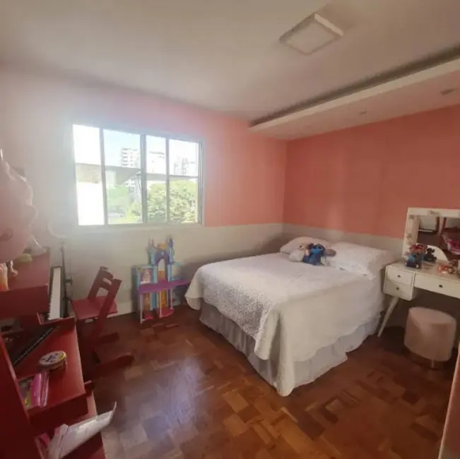 Apartamento com 3 quartos à venda, 125m2 em Moema, São Paulo - SP - imagem 8 Foto 8 de Apartamento com 3 quartos à venda, 125m2 em Moema, São Paulo - SP