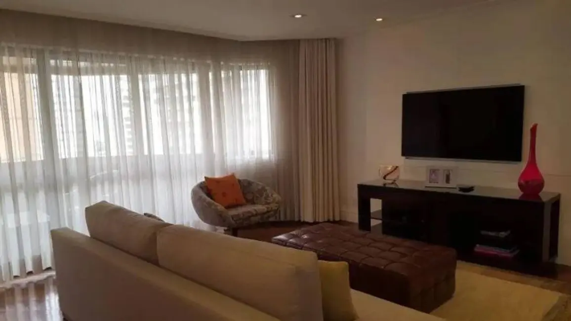 Foto 3 de Apartamento com 5 quartos à venda, 275m2 em Campo Belo, São Paulo - SP