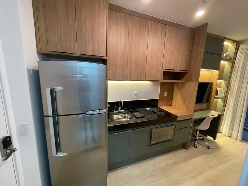 Foto 8 de Apartamento com 1 quarto para alugar, 25m2 em Pinheiros, São Paulo - SP