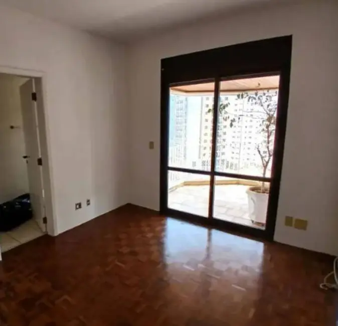 Apartamento com 3 quartos à venda, 177m2 em Moema, São Paulo - SP - imagem 7 Foto 7 de Apartamento com 3 quartos à venda, 177m2 em Moema, São Paulo - SP