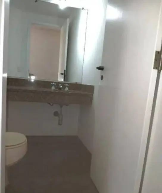 Apartamento com 3 quartos à venda, 177m2 em Moema, São Paulo - SP - imagem 4 Foto 4 de Apartamento com 3 quartos à venda, 177m2 em Moema, São Paulo - SP