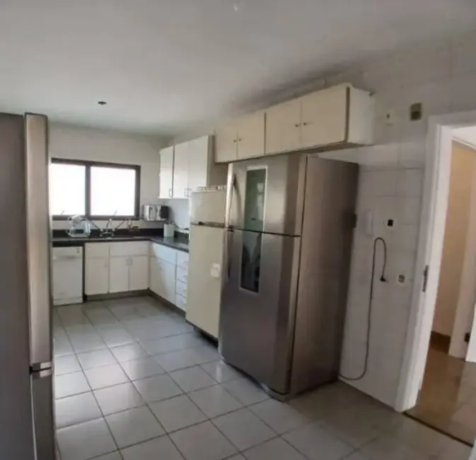 Apartamento com 3 quartos à venda, 177m2 em Moema, São Paulo - SP - imagem 9 Foto 9 de Apartamento com 3 quartos à venda, 177m2 em Moema, São Paulo - SP