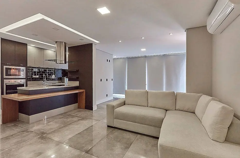 Foto 2 de Apartamento com 2 quartos para alugar, 81m2 em Vila Olímpia, São Paulo - SP
