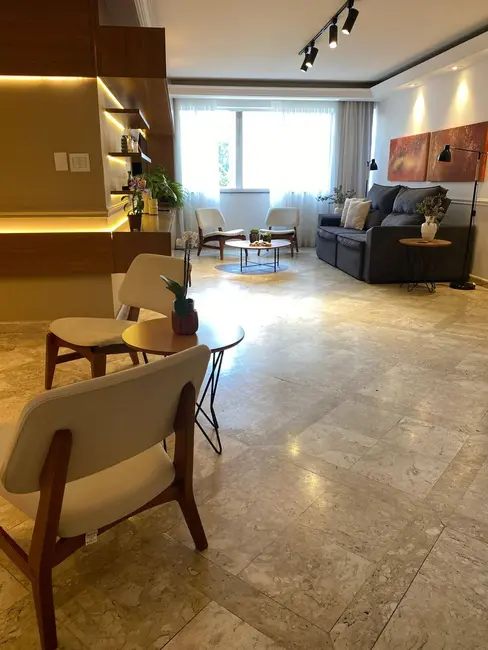 Foto 3 de Apartamento com 3 quartos para alugar, 156m2 em Cerqueira César, São Paulo - SP