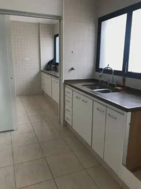 Foto 5 de Apartamento com 3 quartos para alugar, 141m2 em Moema, São Paulo - SP