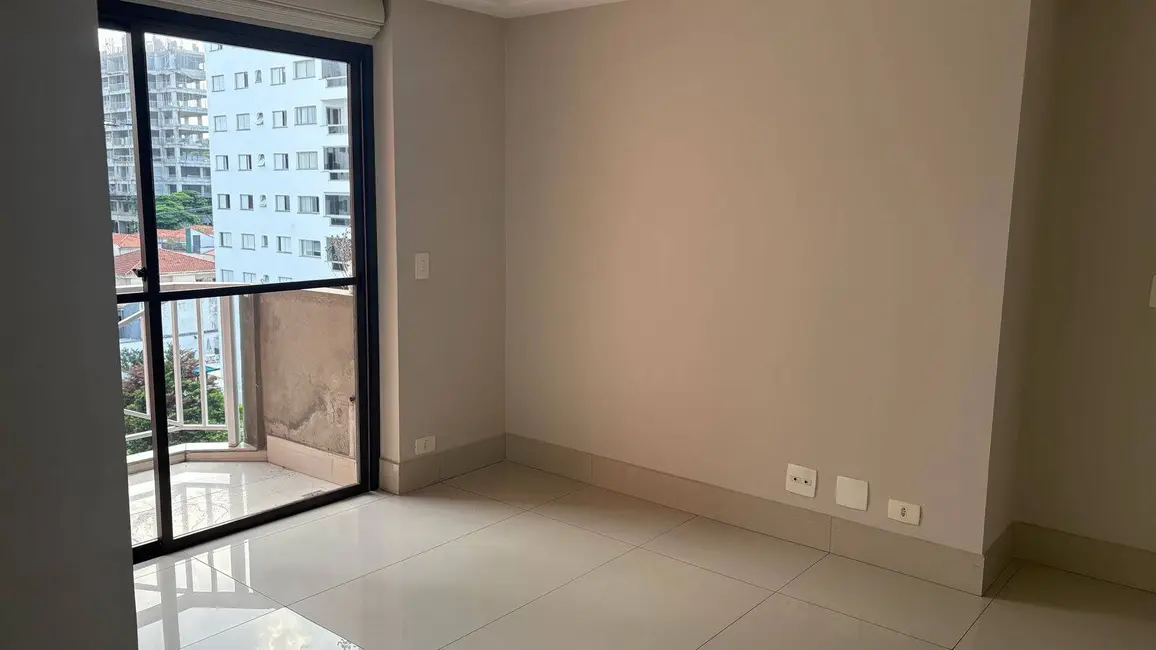 Foto 3 de Apartamento com 4 quartos à venda, 180m2 em Moema, São Paulo - SP