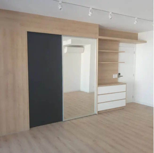 Apartamento com 2 quartos à venda, 99m2 em Pinheiros, São Paulo - SP - imagem 5 Foto 5 de Apartamento com 2 quartos à venda, 99m2 em Pinheiros, São Paulo - SP