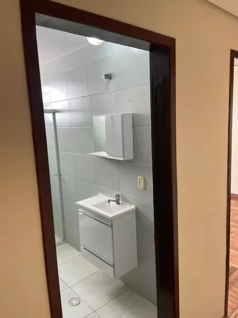 Foto 5 de Casa com 3 quartos para alugar, 214m2 em Vila Cordeiro, São Paulo - SP