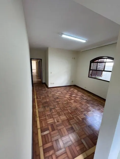 Foto 2 de Casa com 3 quartos para alugar, 214m2 em Vila Cordeiro, São Paulo - SP