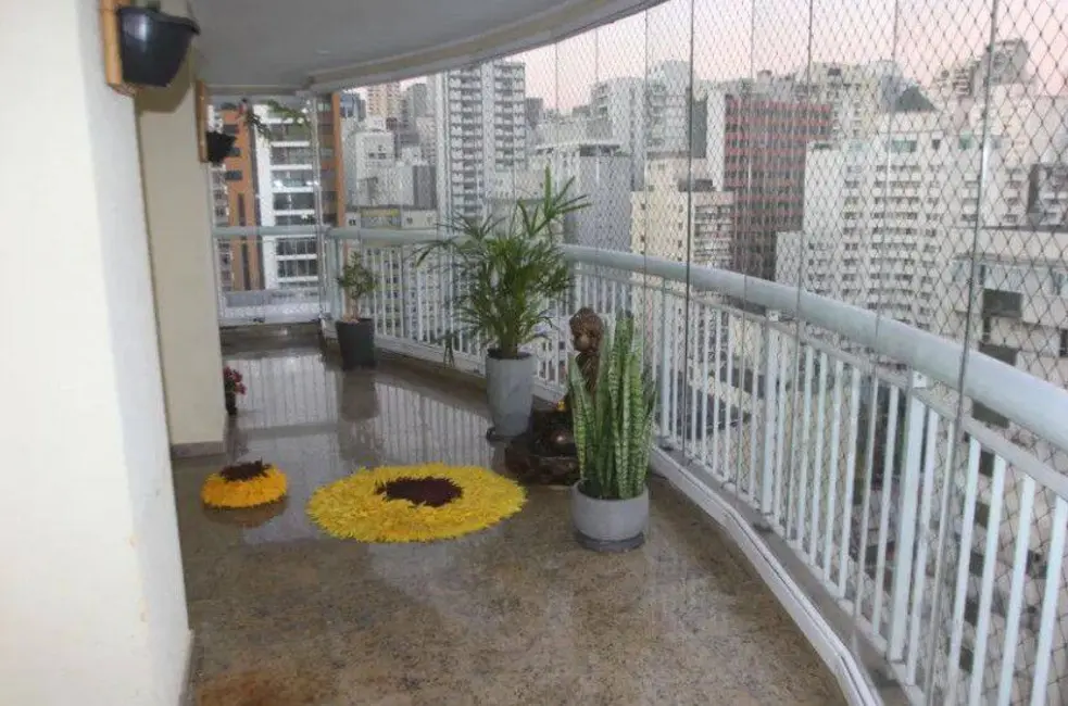 Foto 3 de Apartamento com 4 quartos à venda, 205m2 em Jardim Paulista, São Paulo - SP
