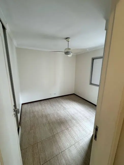 Foto 4 de Apartamento com 4 quartos para alugar, 100m2 em Pinheiros, São Paulo - SP