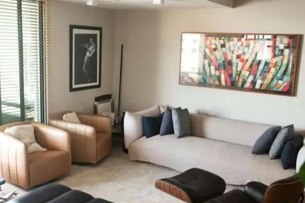 Apartamento com 3 quartos à venda, 210m2 em Pinheiros, São Paulo - SP - imagem 7 Foto 7 de Apartamento com 3 quartos à venda, 210m2 em Pinheiros, São Paulo - SP