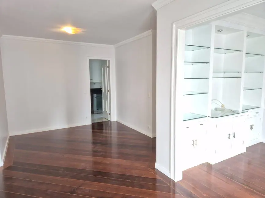 Apartamento com 3 quartos para alugar, 90m2 em Itaim Bibi, São Paulo - SP - imagem 3 Foto 3 de Apartamento com 3 quartos para alugar, 90m2 em Itaim Bibi, São Paulo - SP