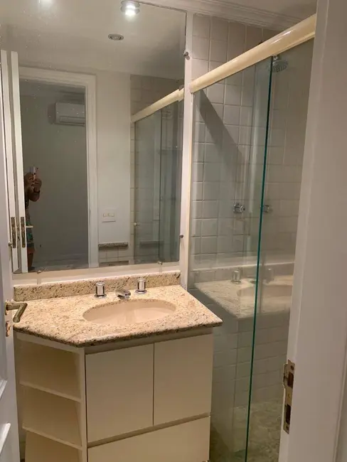 Apartamento com 3 quartos para alugar, 90m2 em Itaim Bibi, São Paulo - SP - imagem 9 Foto 9 de Apartamento com 3 quartos para alugar, 90m2 em Itaim Bibi, São Paulo - SP